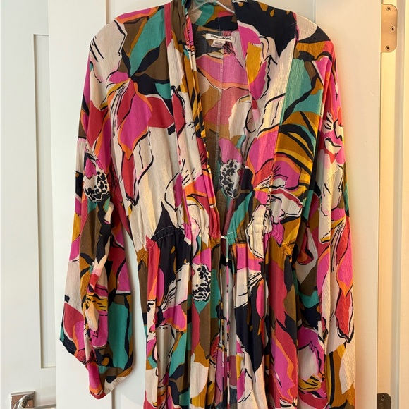 Billabong Other - Billabong Pink and Cream Floral Kimono